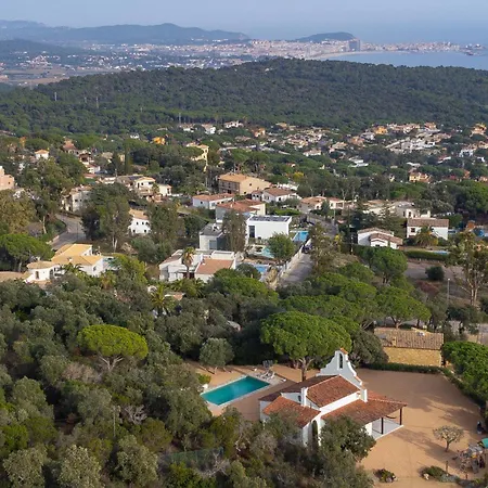 فيلة La Capella Costa Brava - By Emerald *
