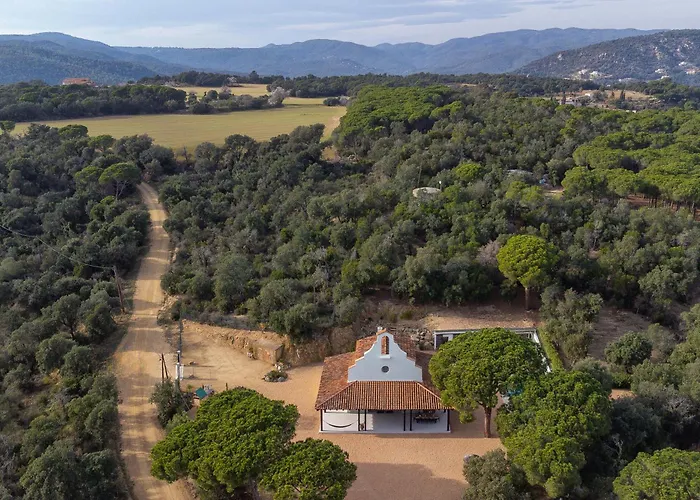 La Capella Costa Brava - By Emerald
